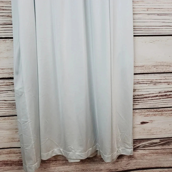 Shadowline Small Vinatge Blue Nylon 2-pc Nightgown w/ Matching Robe - Picture 10 of 12